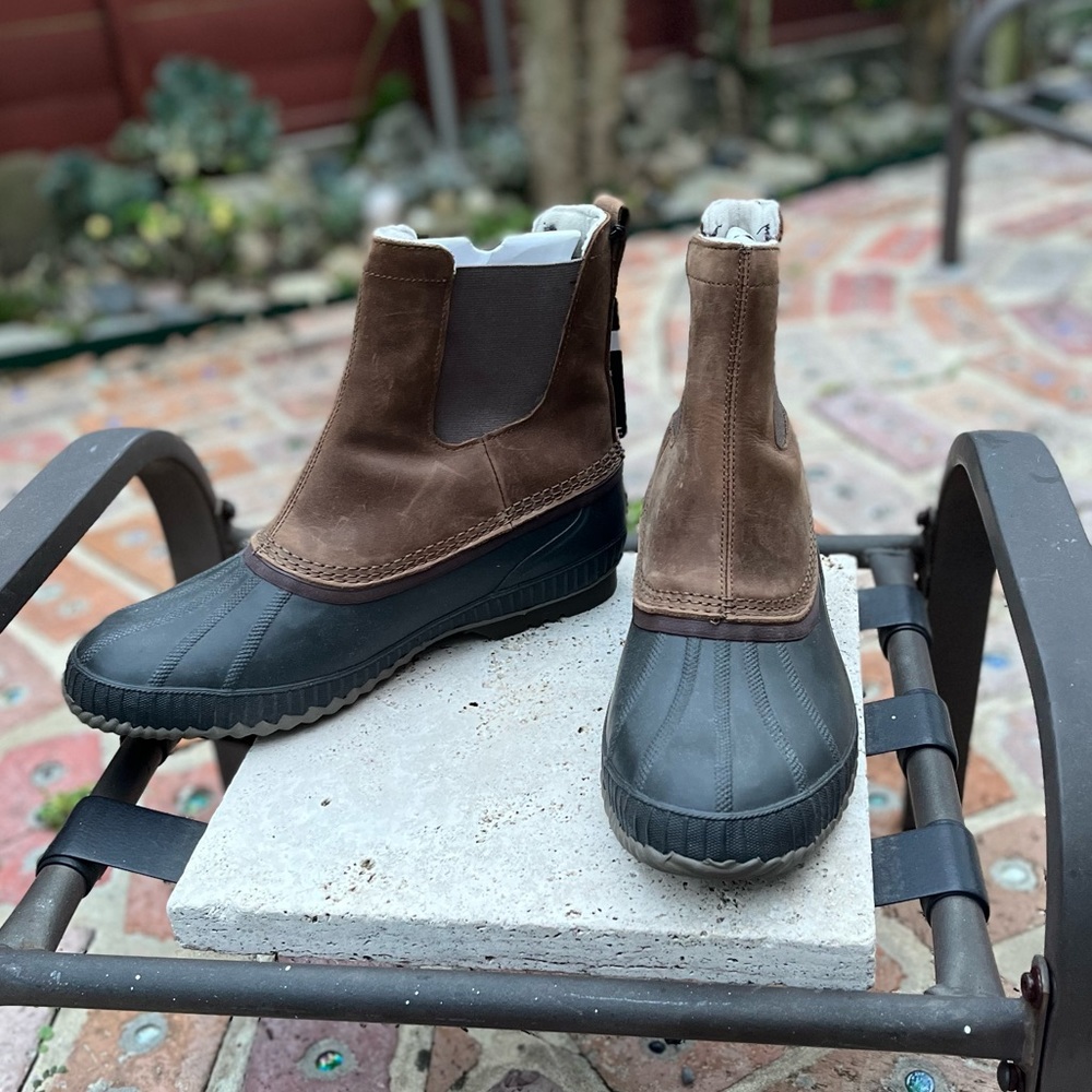 Sorel Cheyanne II Men’s Chelsea Boots - NWT